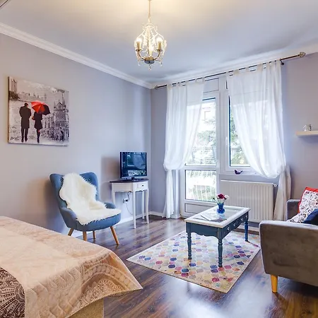 Margaret Apartman 2 아파트
